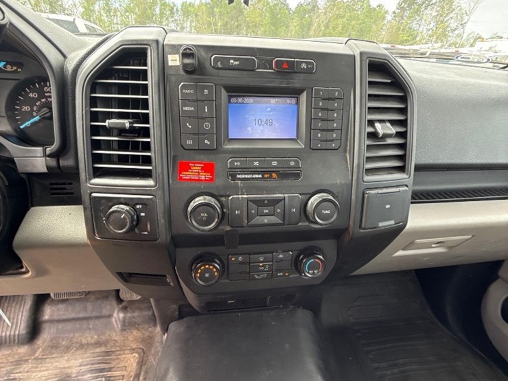 2019-ford-f150-xl-image-13