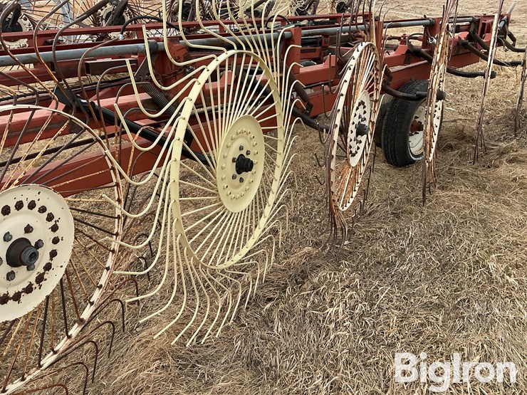 hesston-3991-image-14