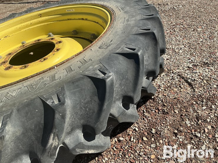 john-deere-8000-image-10