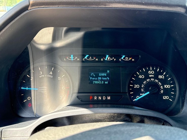 2018-ford-f150-xl-image-14