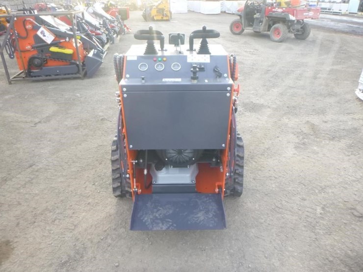 tpm-t460-skid-steer-track-loader-image-6