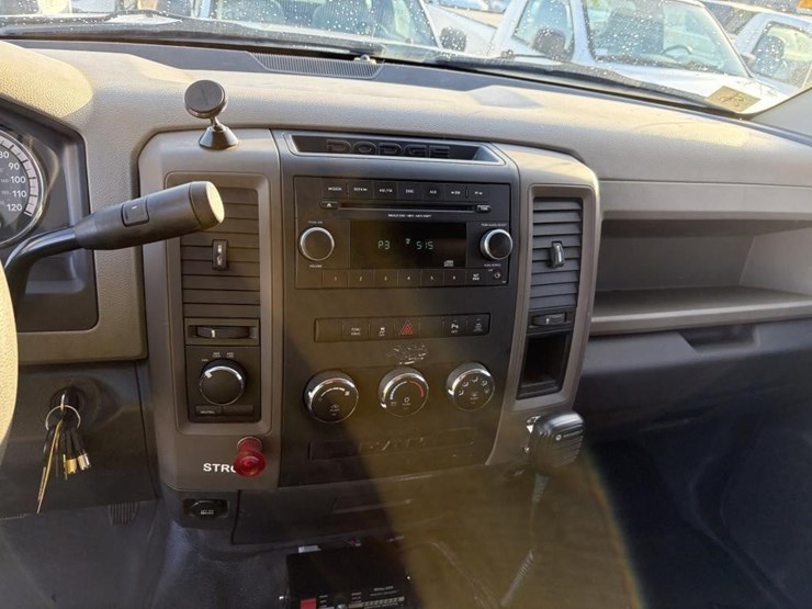 2012-dodge-2500-image-14