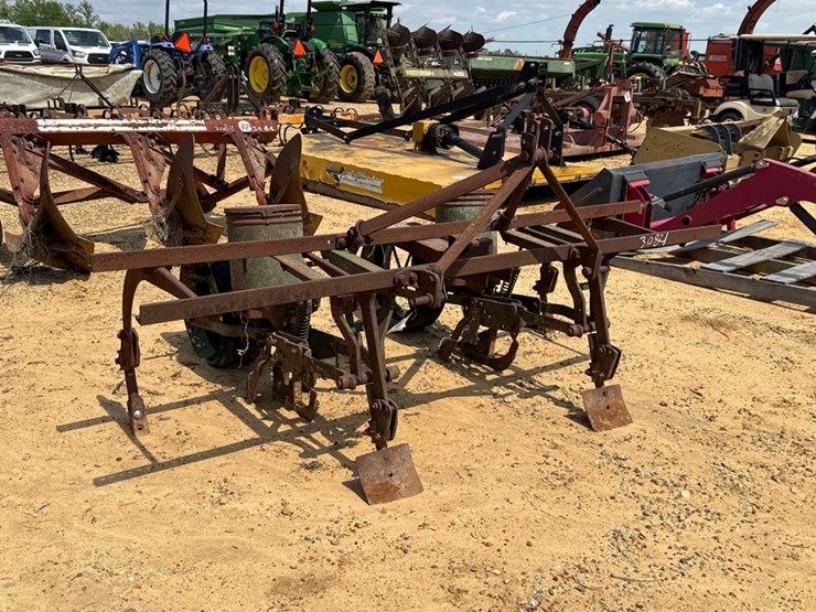 john-deere-2-image-1