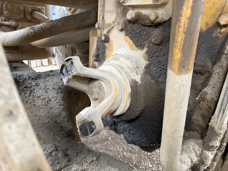 caterpillar-980g-image-21