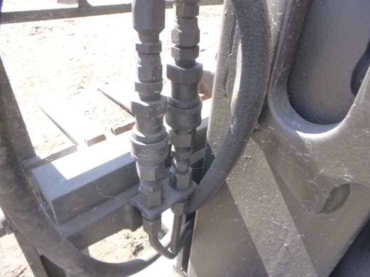 yale-glc50-forklift-image-12