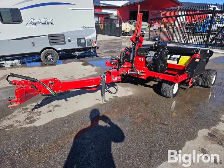 massey-ferguson-730-image-1