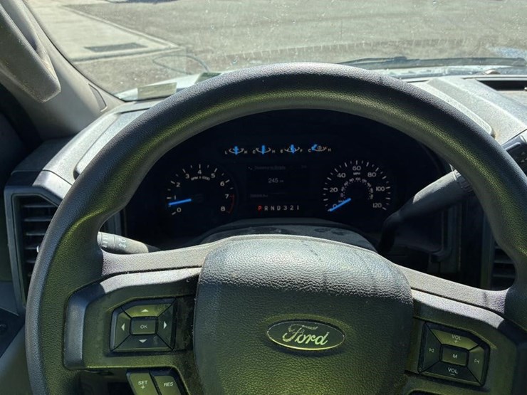 2015-ford-f150-image-13