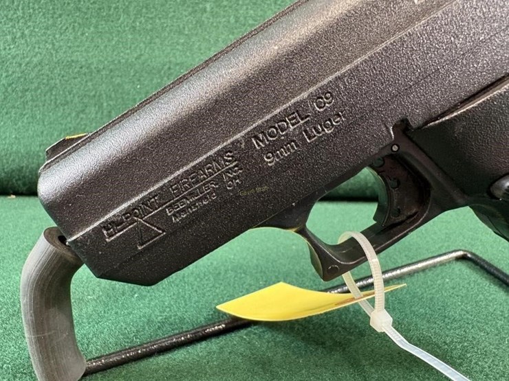 hi-point-mdl.c9-9mm-luger-pistol-image-6