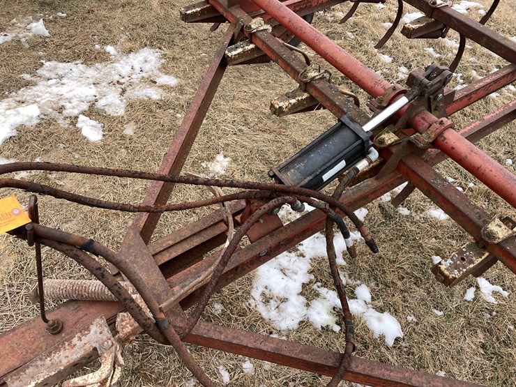 international-12-image-10