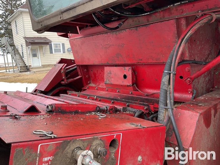 1990-case-ih-1660-image-14