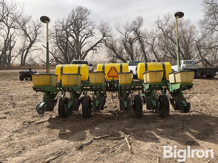 john-deere-7000-image-6