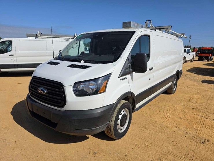 2019-ford-f350-image-1