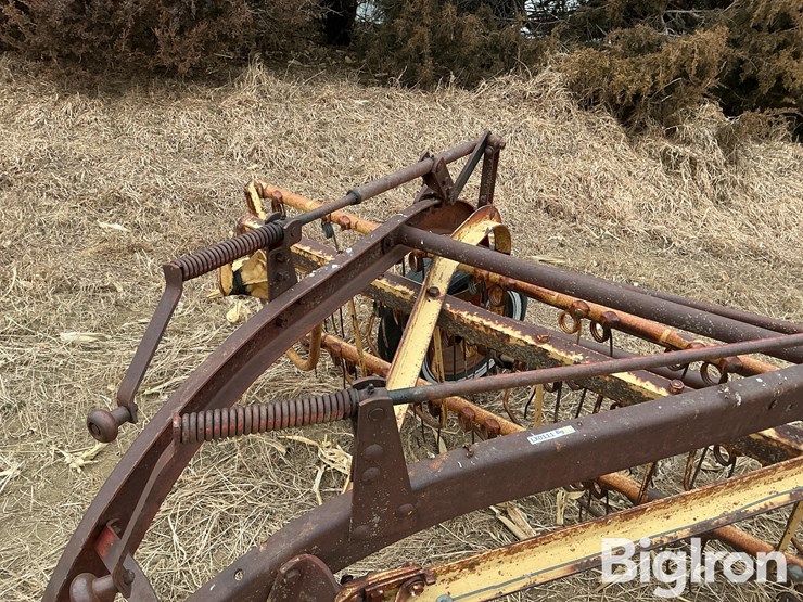 new-holland-56-image-11