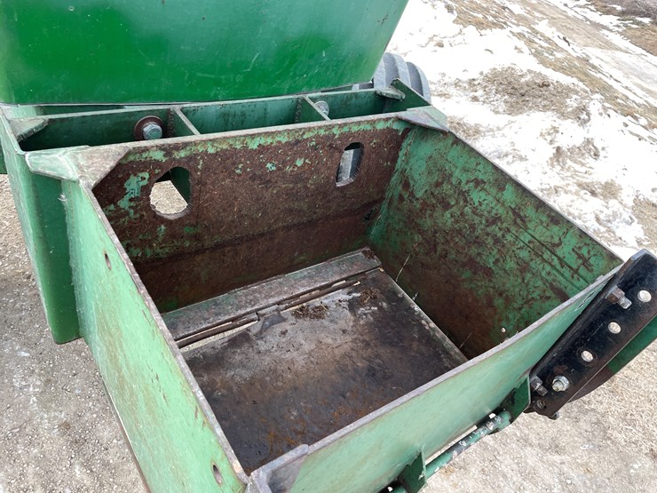 john-deere-4840-image-16