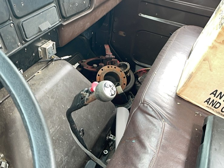 international-s1900-image-15