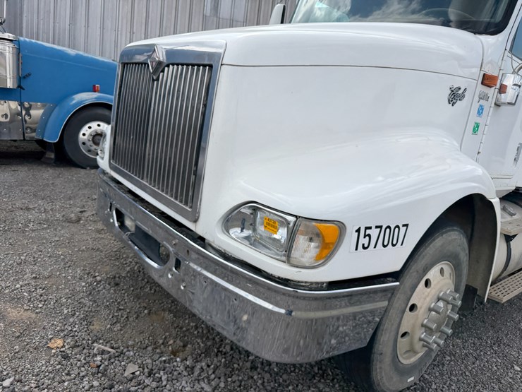 2002-international-9200i-image-34