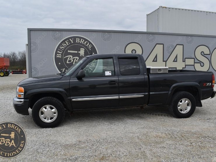 2003-gmc-sierra-1500-slt-image-5