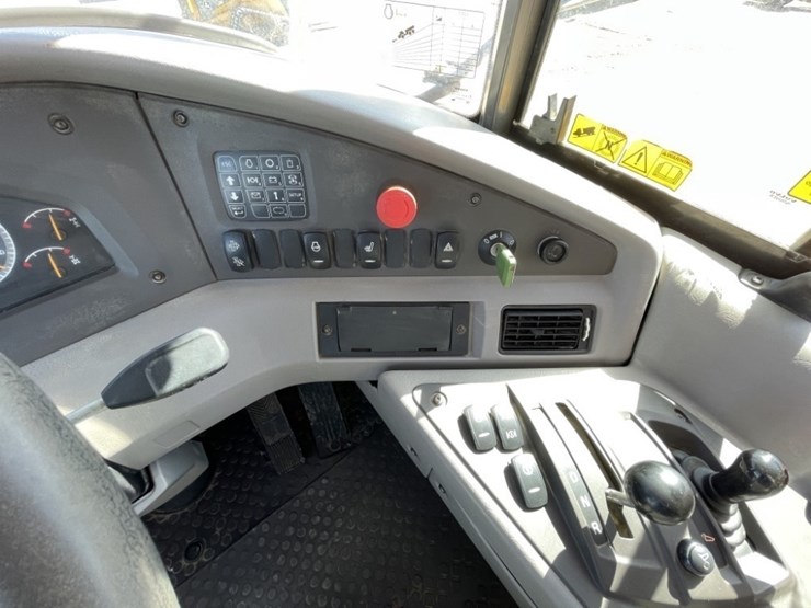 2018-volvo-a45g-image-27