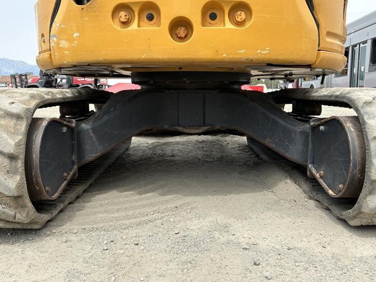 2023-deere-30g-image-18