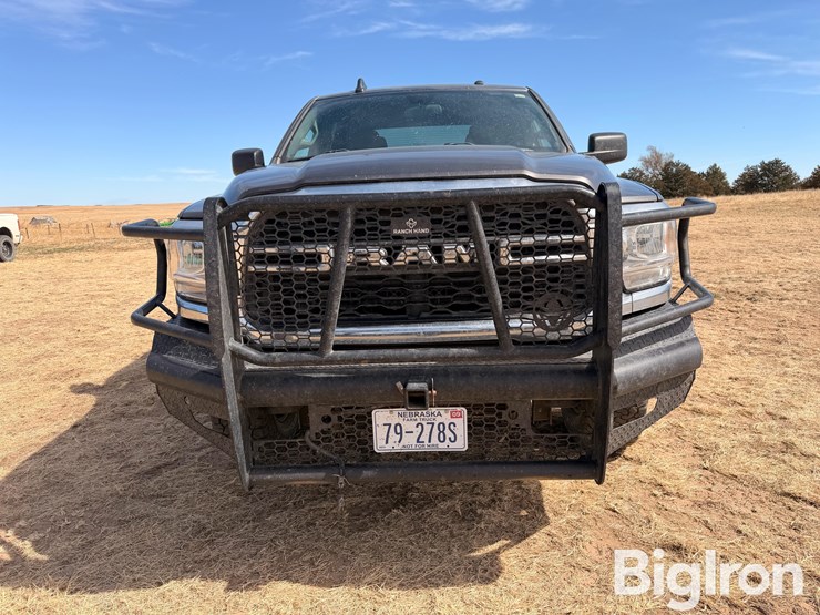 2022-ram-2500-hd-image-2