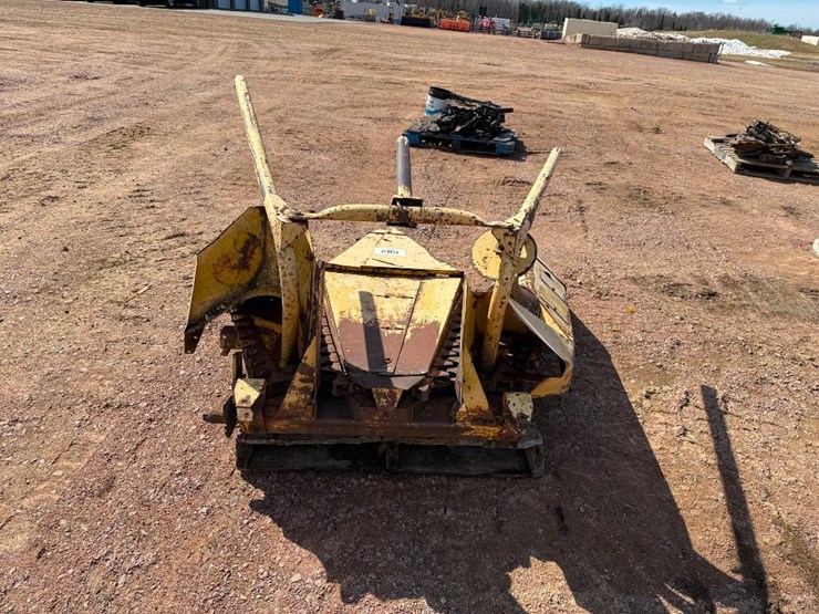 new-holland-822-image-5