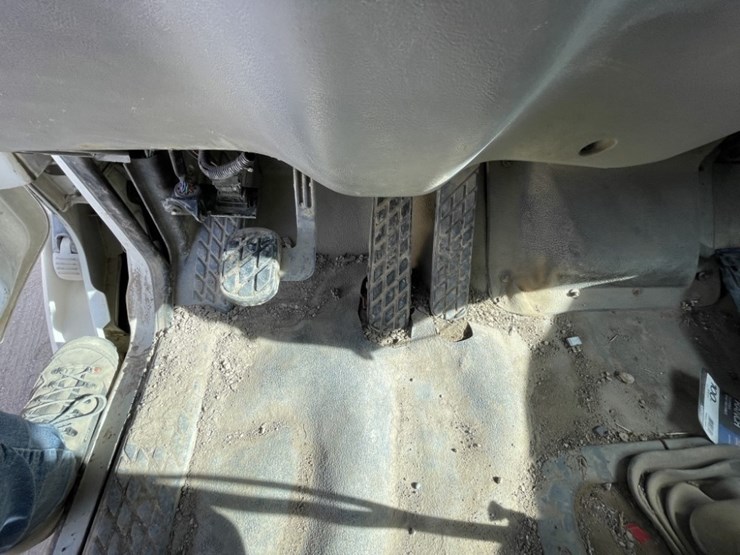 sterling-t/a-water-truck-image-25