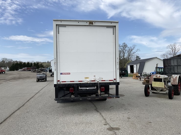 2021-ford-f550-xl-image-5