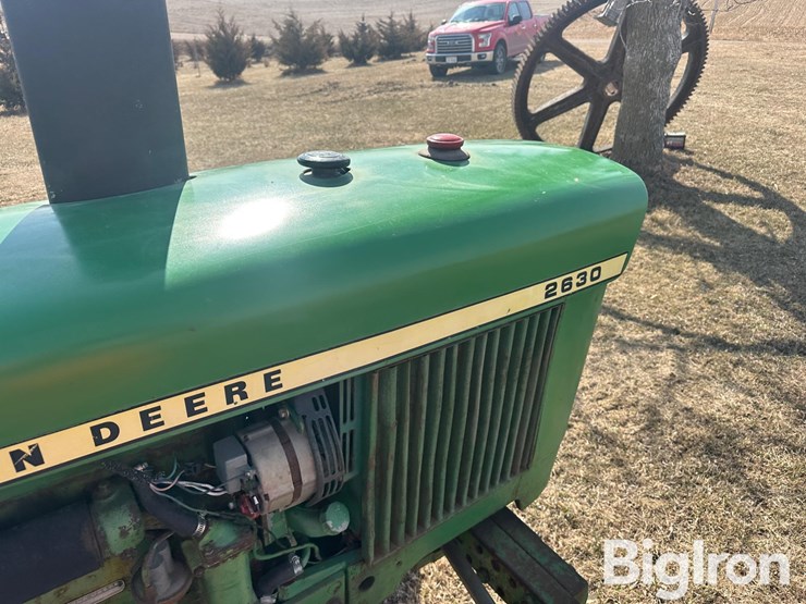 john-deere-2630-image-19