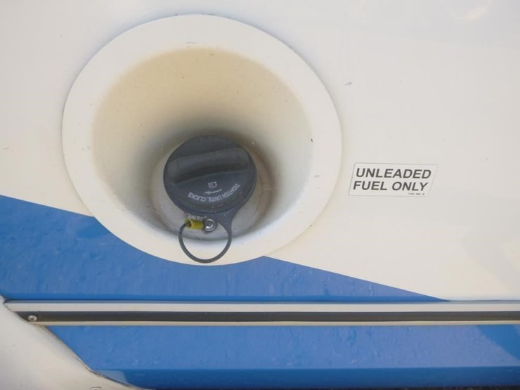 2014-ford-e450-image-13