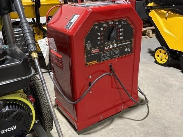 lincoln-welder-&-ryobi-pressure-washer-image-2
