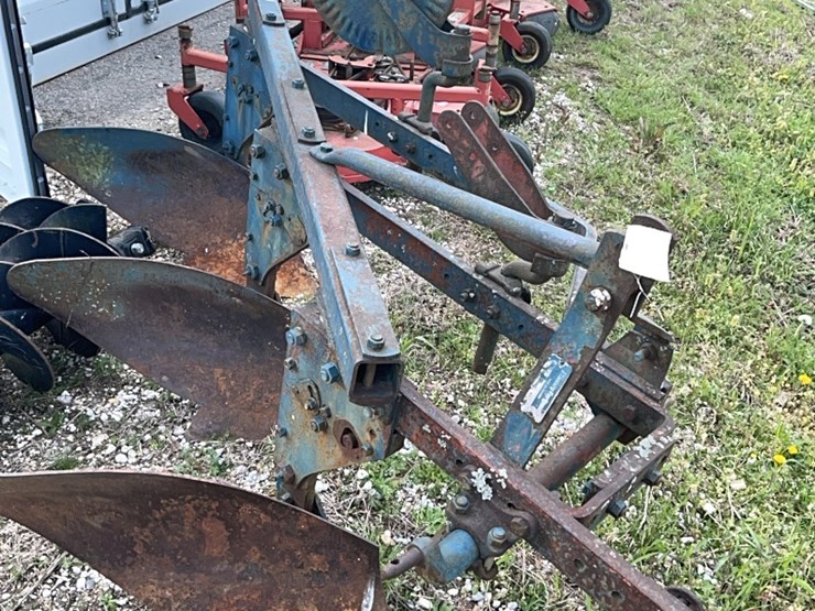 massey-ferguson-3-image-1