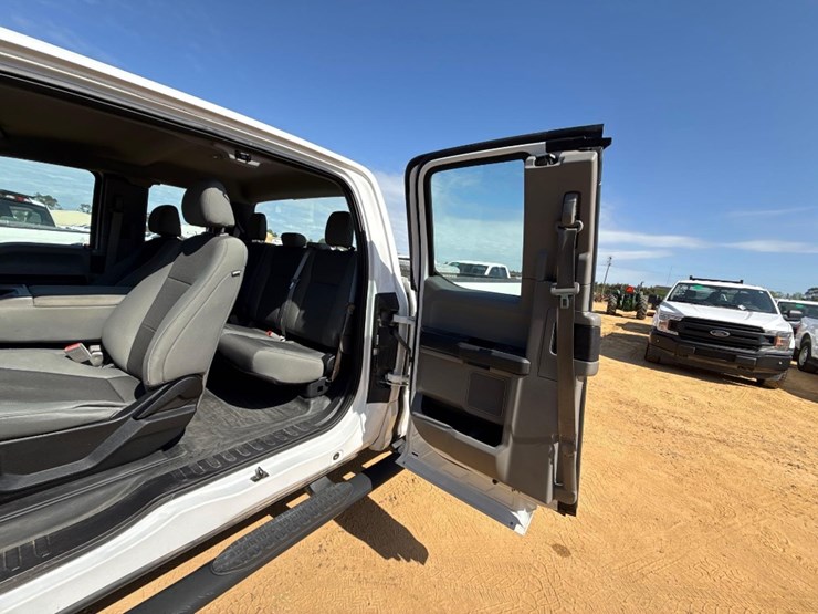 2018-ford-f150-xl-image-12