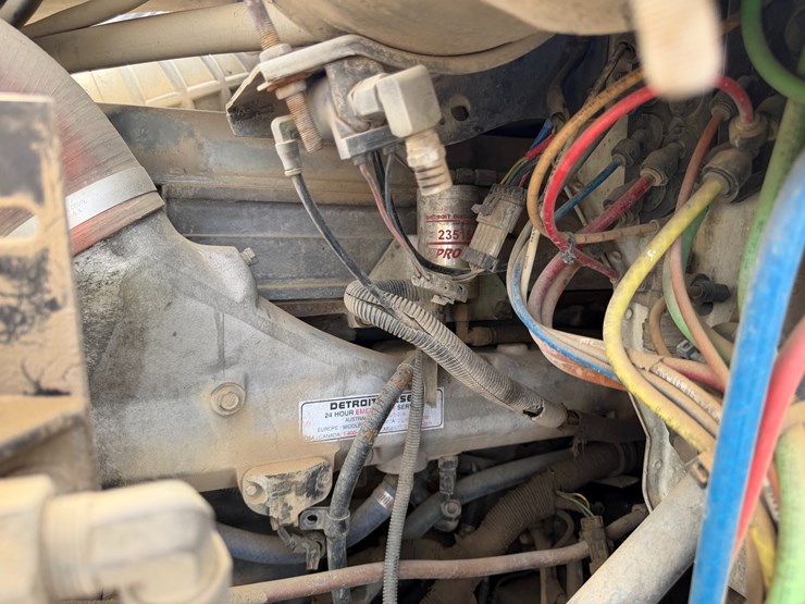 2002-international-9200i-image-49