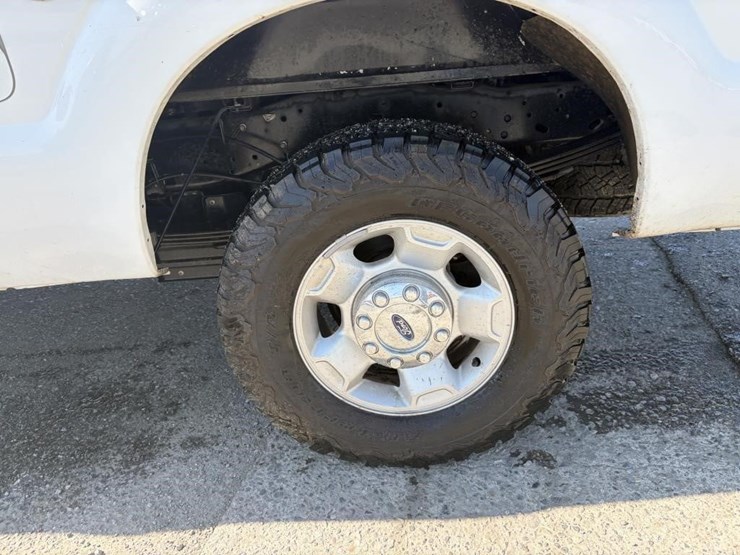 2011-ford-f250-image-5