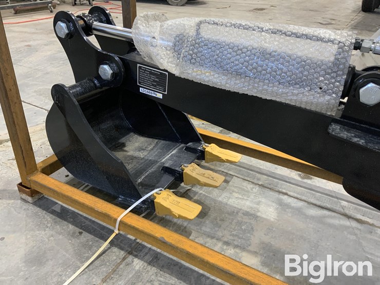 2025-massey-ferguson-730-image-14