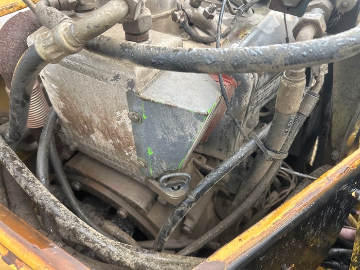 massey-ferguson-8-image-26