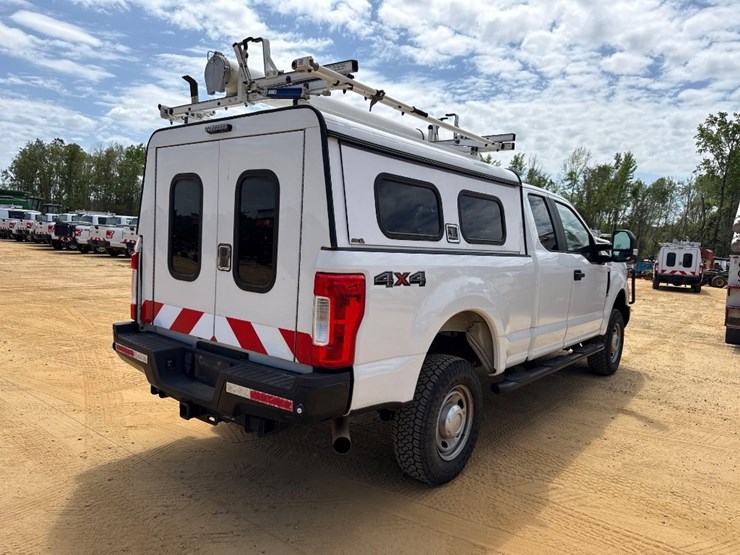 2019-ford-f250-xl-image-4