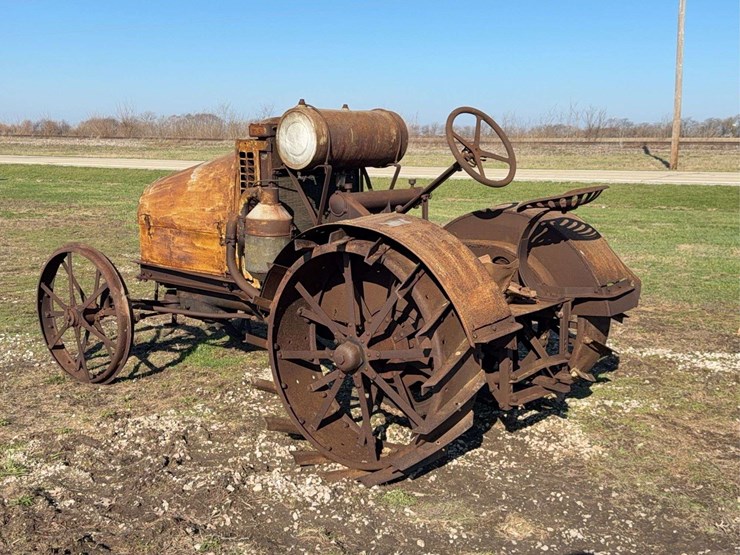 international-8-16-image-3