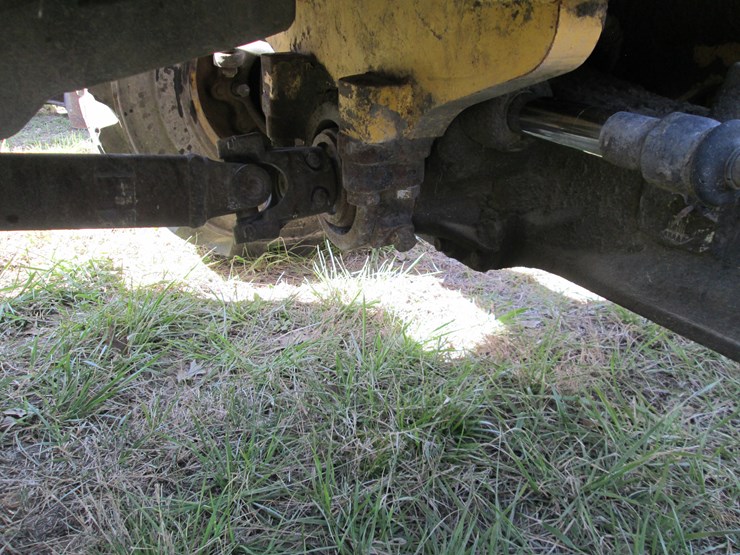 new-holland-b95b-image-20