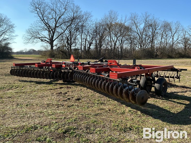 2014-case-ih-340-image-5