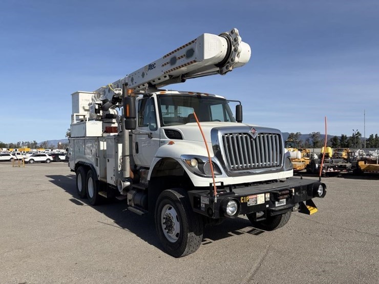 2012-international-workstar-7400-image-2