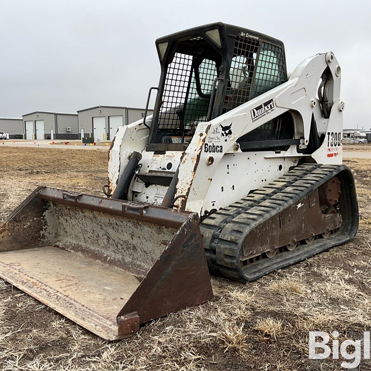 2004 BOBCAT T300