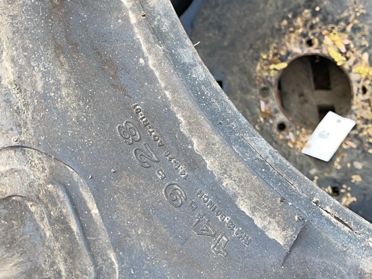 2-tractor-tires-and-1-wheel-image-5