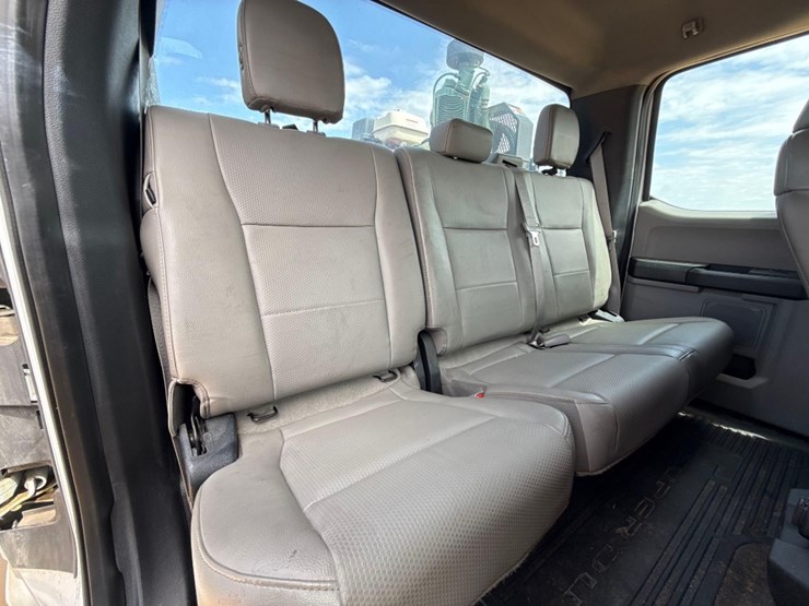 2017-ford-f450-xl-image-17