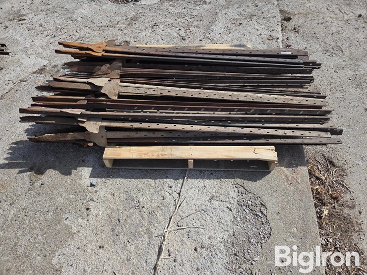 steel-t-posts-image-4