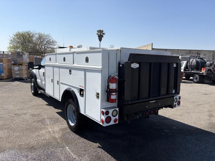 2015-ford-f550-sd-image-4