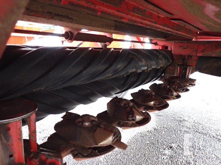 2016-new-holland-h7220-image-9