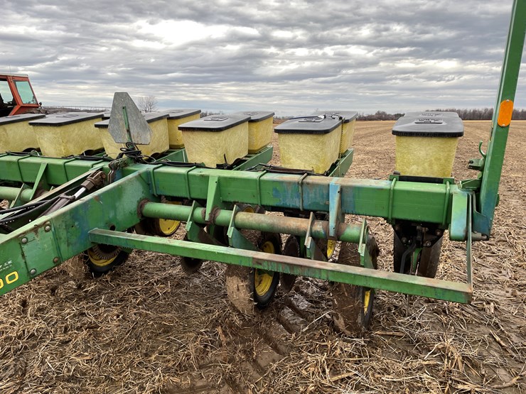 john-deere-7000-image-7