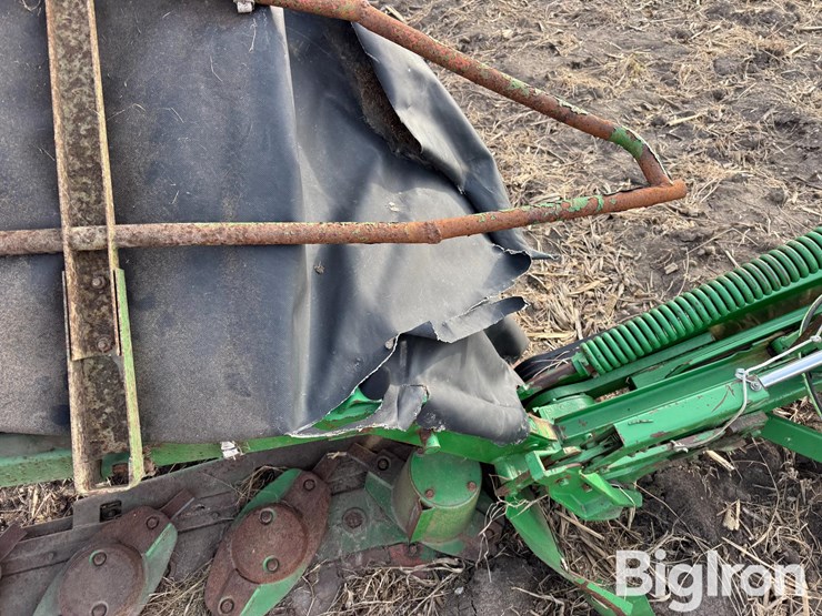 john-deere-275-image-18