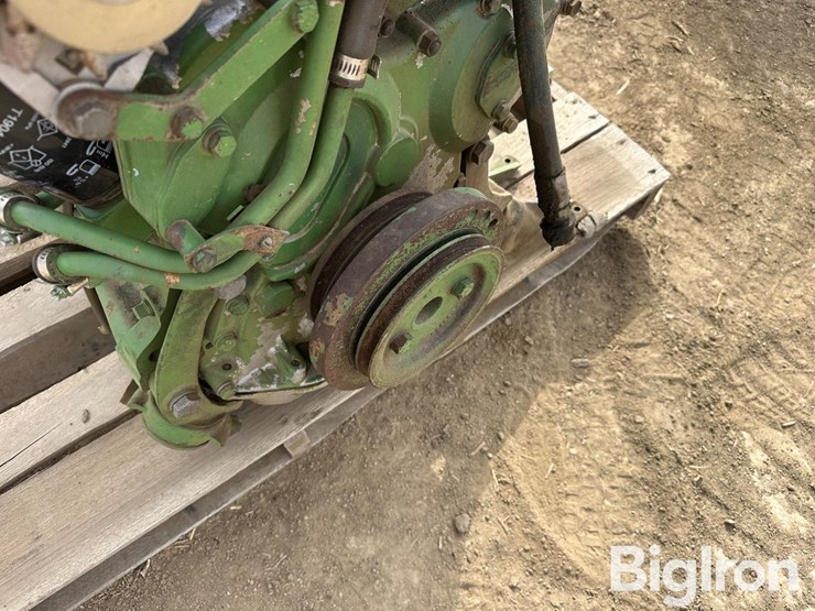 john-deere-329-image-13